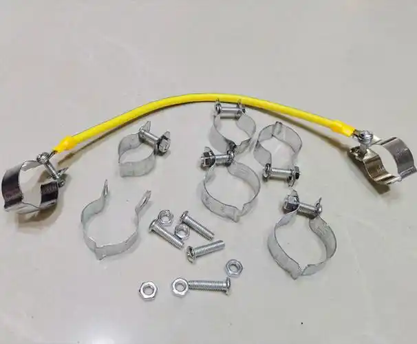 接地管卡管夹镀锌kbg线管jdg卡箍抱箍管夹