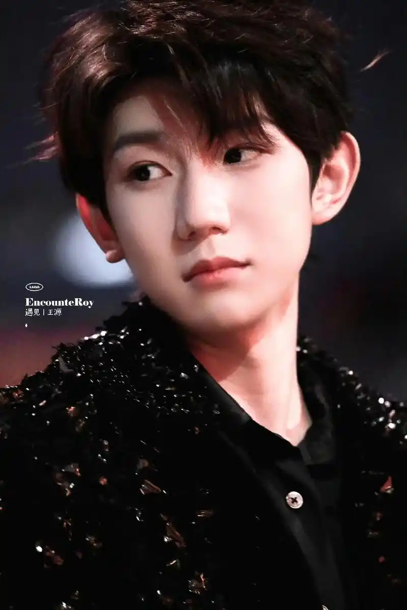 遇见他 如傍晚最美的晚霞 令人沉醉@tfboys-王源 #王 - 抖音