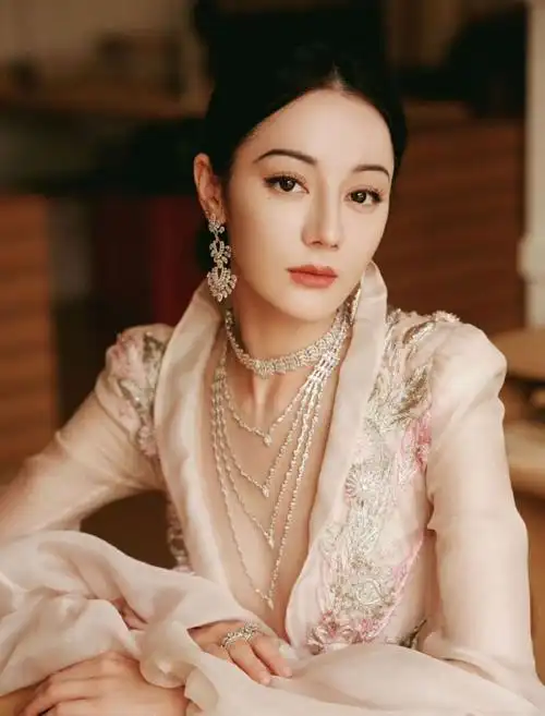 迪丽热巴的海外影响力