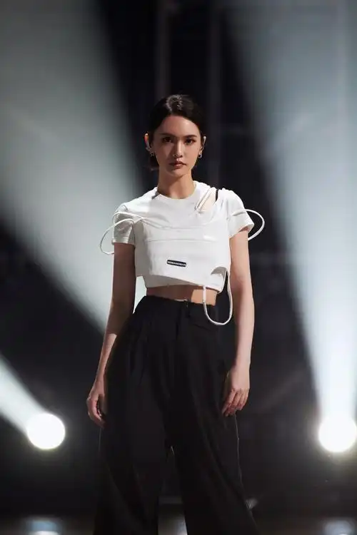 杨丞琳《浪姐2》踢馆成功展现超强唱跳实力 "全能ace"来了!