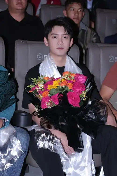 熊梓淇超话#电影雪豹#"路演西宁站～剖析内心,畅聊感悟感谢观众的喜爱