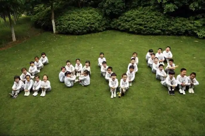 集体照片摆pose图片解锁集体照正确姿势