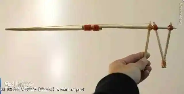 一次性筷子制成的日式简易皮筋枪