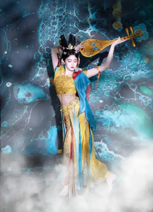 【关晓彤】90:光脚