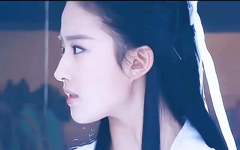 【刘亦菲&小龙女】冷浸溶溶月|她是光之所在