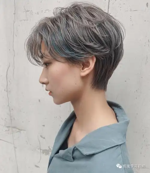 2020女生纹理烫发型推荐100款