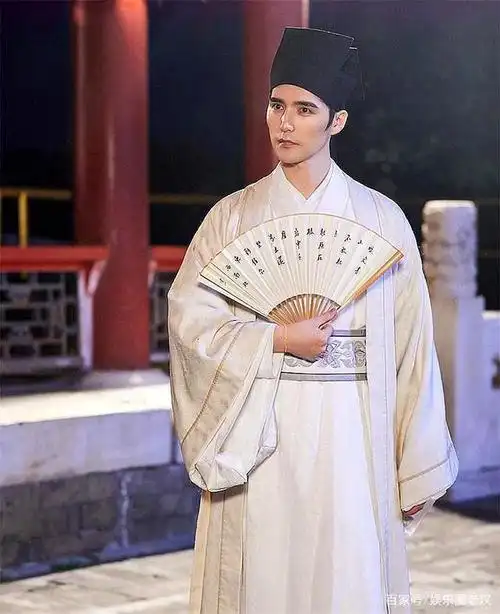 又一古装美男上线!阿云嘎书生造型真是文雅!谁看了不惊讶下?