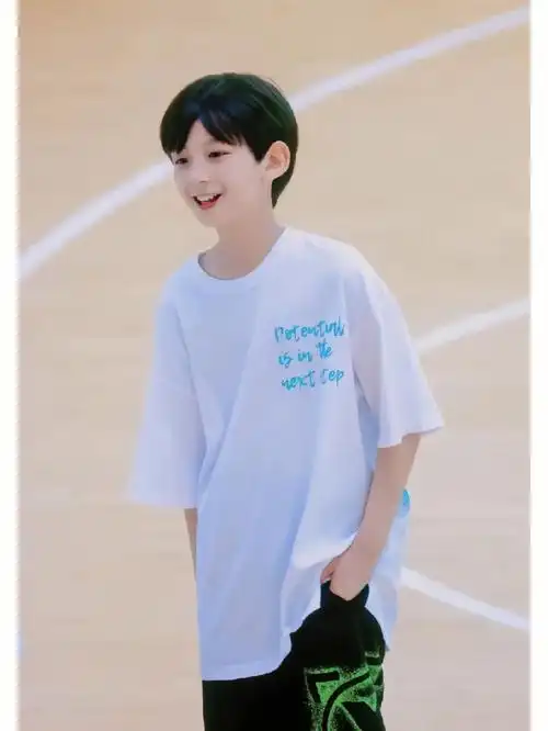 tf家族四代  #tf家族  谁能告诉我这是谁好可爱#tf家族运动会  #少年