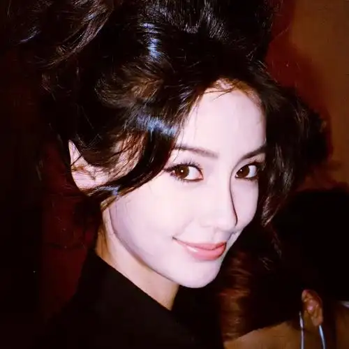 angelababy#|#杨颖#    猜你想搜93angelababy头像～@angelababy