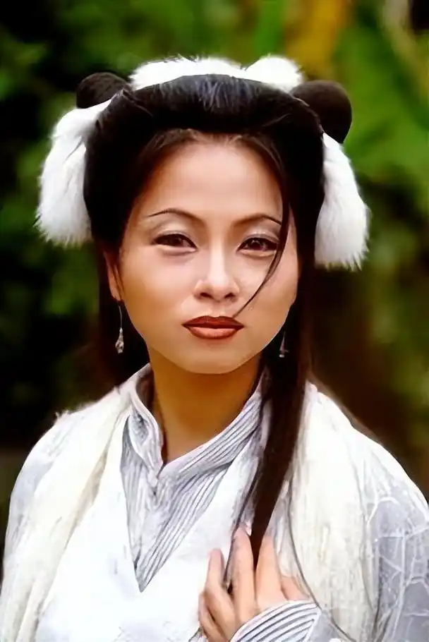 5位97版《天龙八部》女演员,4人一辈子没结婚,全部都没有孩子