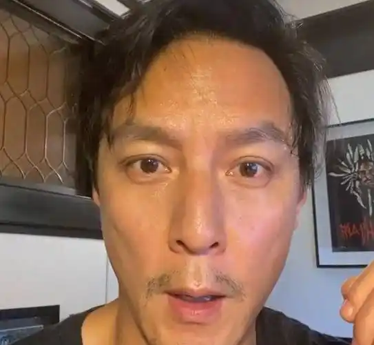 贾玲现身好莱坞片场,吴彦祖发文晒照夸赞,伍仕贤高圣远现身支持