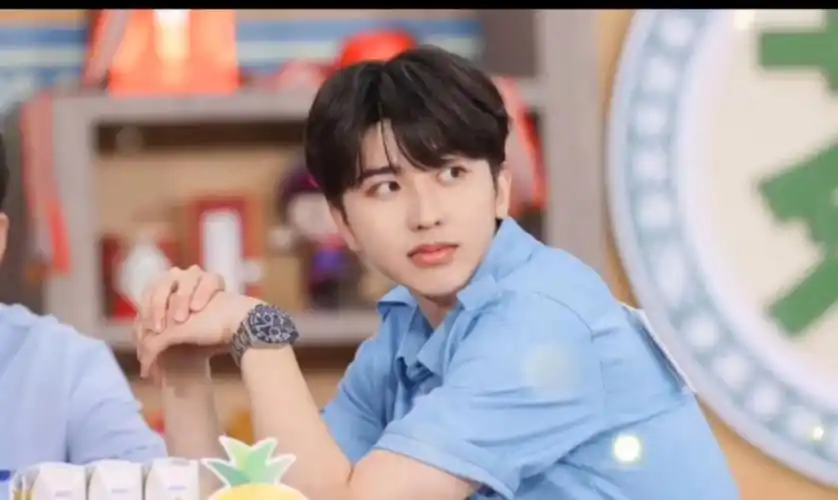 微笑蔡徐坤7899不可替代蔡徐坤7899深得我心蔡徐坤7899