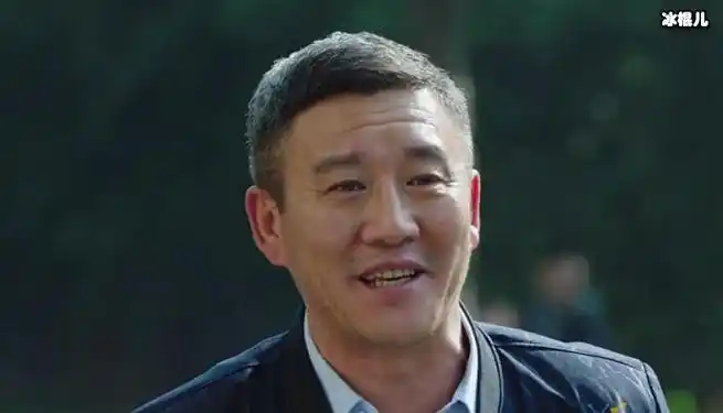 侯岩松个人资料侯岩松,男,汉族,吉林人,中国大陆演员,就职于中国国家