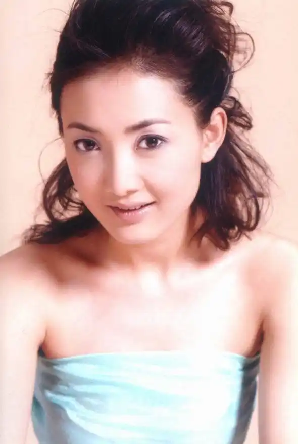 资料图片牛莉精彩写真11