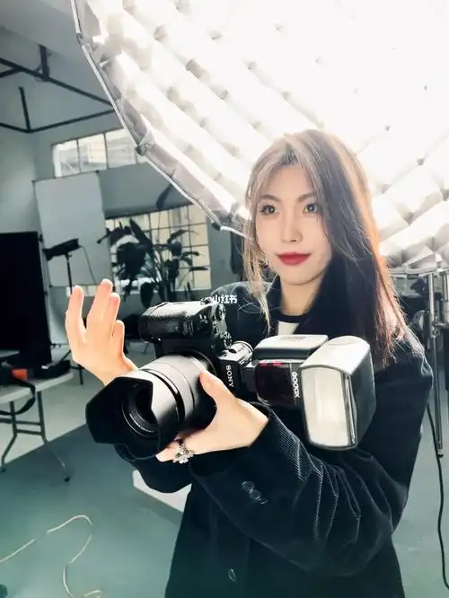 对我来说只是很普通的几张工作状态的照片,那些自以为是上来就开怼的