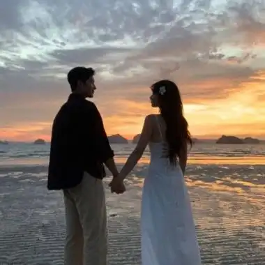 男朋友不是人系列情头一对高清 可爱情头像一对两张分开图片_情侣头像