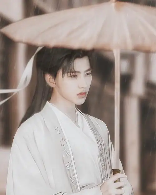 终于相信蔡徐坤是古装男神!看他留起长发的样子:我承认我心动了
