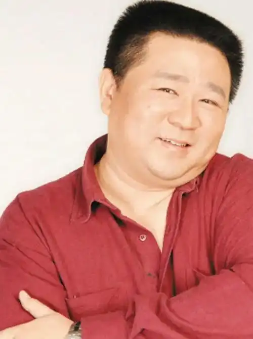 回顾:梁冠华:我这辈子最正确的决定,就是娶了倒追我的导演妻子