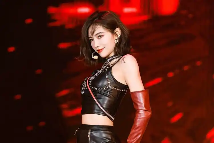 许佳琪poisonkandy舞台大片你可以永远相信许佳琪的舞台