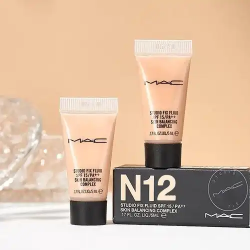 魅可定制无瑕粉底液115ml3支n12非卖品小样适合白皙肤色