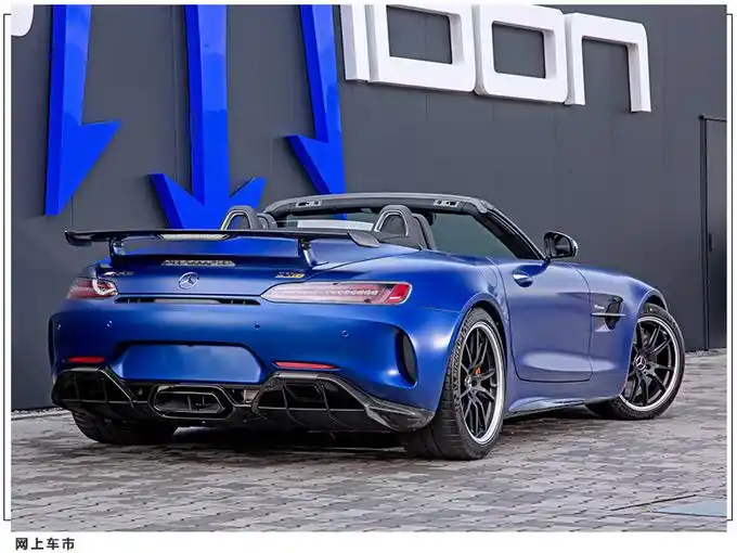 奔驰双门跑车改装版发布!搭4.0t v8,配置升级,2.9秒破百