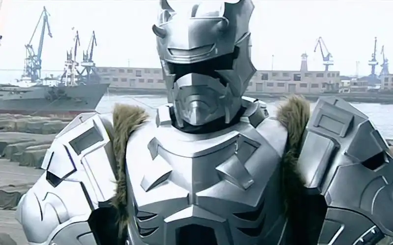 活动作品铠甲剪辑欣赏下雪獒铠甲能柔能刚的金之力量