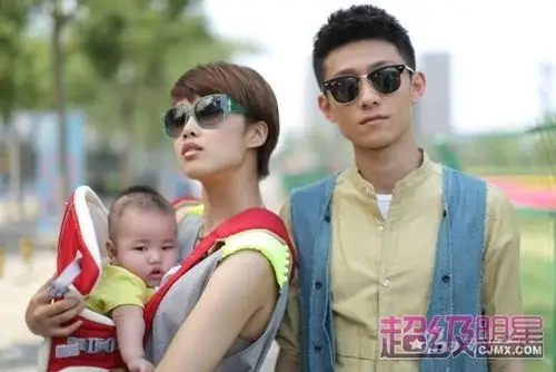 童星张一山新剧当爹 自曝演亲热戏脸红