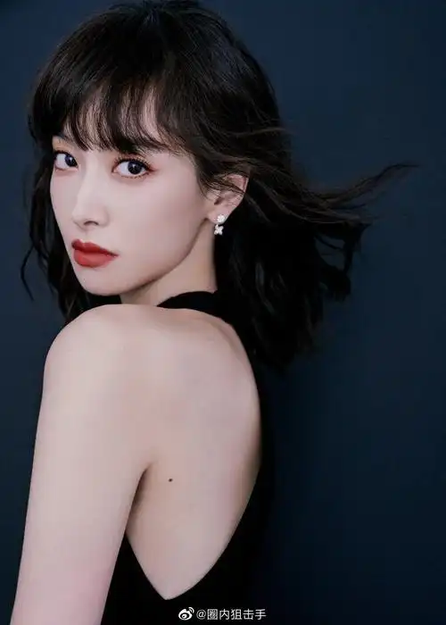 宋茜小跑着去加雷佳音微信的样子也太可爱了……|加雷|宋茜|佳音_新浪