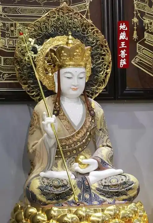 家中供养佛菩萨圣像,对家庭有什么利益呢?