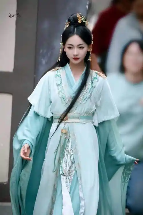 《春花焰》吴谨言演的什么角色,吴谨言饰演角色介绍