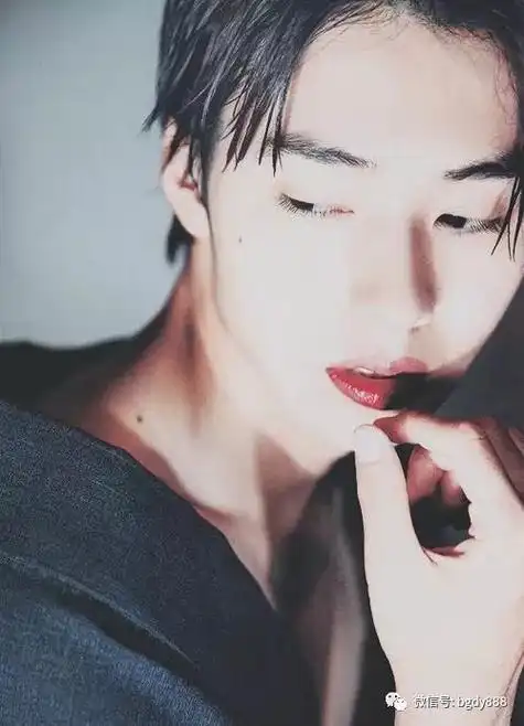 日本男神(帅到令我神魂颠倒,日本顶级美男神颜大赏)