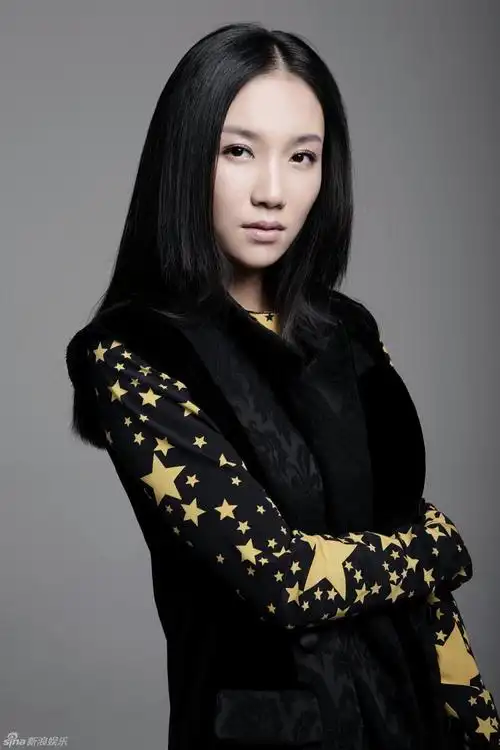 组图:王黎雯朋克风新片 干练清爽诱惑难挡_高清图集_新浪网