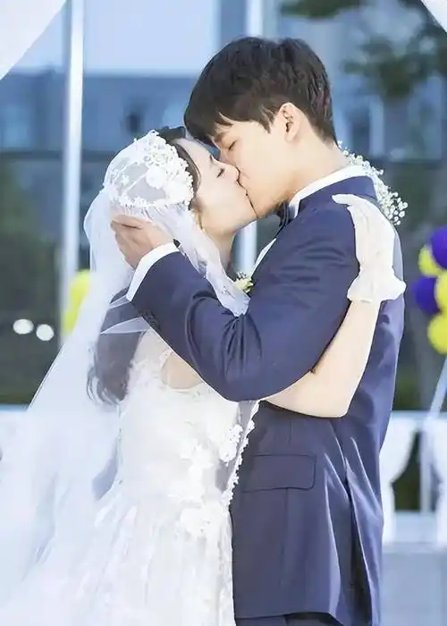 胡歌老婆黄曦宁近照流出,现在我终于知道胡歌为什么要娶她了!