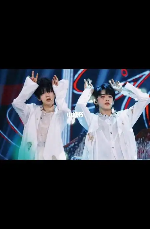 宋亚轩和贺峻霖闺蜜组7373