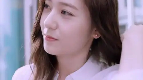 郑秀晶krystal 伊蒂之屋广告图