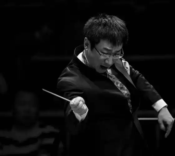 乐魂中国国家交响乐团指挥李心草蒋光哲摄