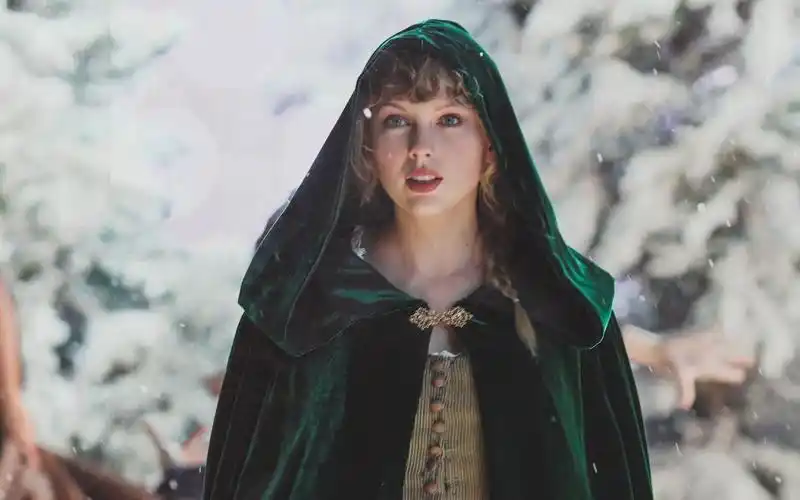 张张美如画!taylor swift「willow」mv拍摄幕后花絮图集