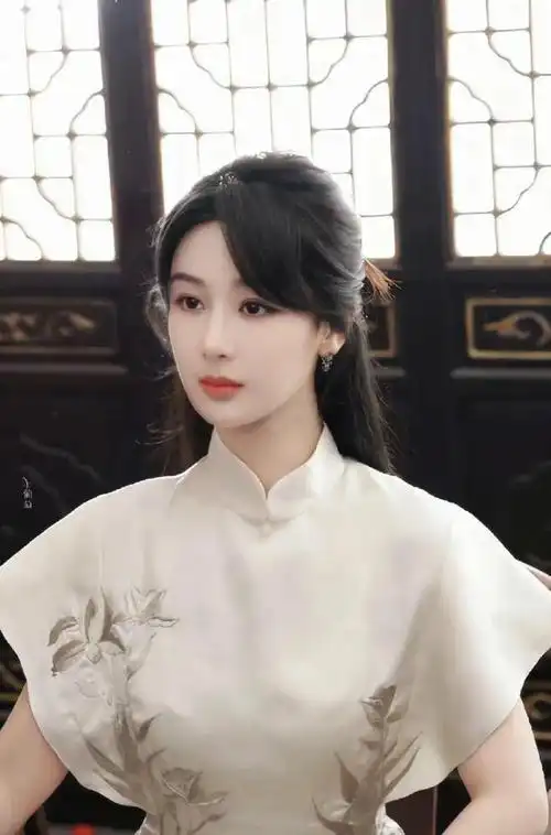 被杨紫的新脸吓到了近照怎么变成这样了