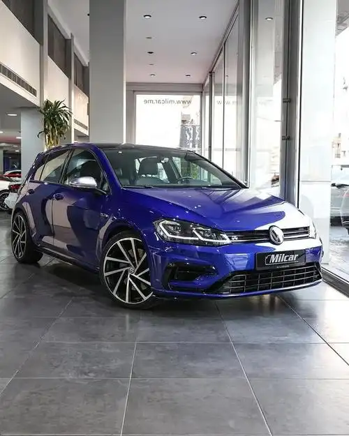 最帅气的德系车之一,实拍纪念版大众高尔夫r