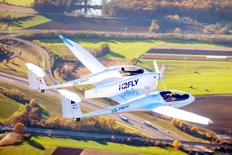 h2fly公司氢电飞机实现首次商业飞行