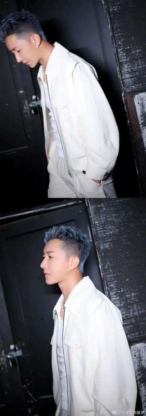 韩庚最新灰发造型##韩庚#突破以往绅士熟男路线的韩庚,一头灰色短发