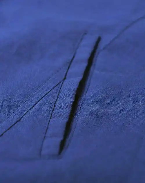 展开全部 图一,藏蓝色介于浅蓝色和深蓝色之间的颜