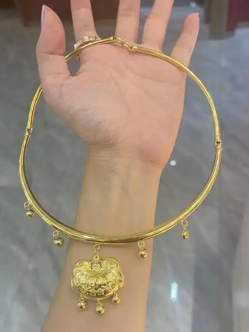 黄金项圈足金宝宝项圈
