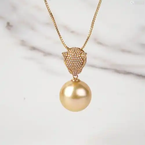 5mm拍品描述黄18k金打造"猎豹"造型,镶嵌南洋金珍珠及钻石.