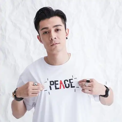 xpx 周柏豪 fold concept "peace" 和平 圆领纯棉t恤 黑白两色