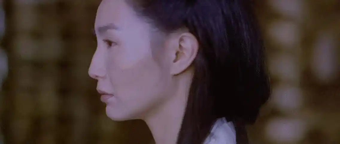 张曼玉gif哭泣gif低头gif眼泪gif