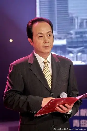 标题:永恒怀念敬爱的罗京老师