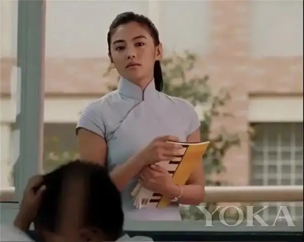 高起点的「星女郎」身份,让张雨绮成为资源大户.