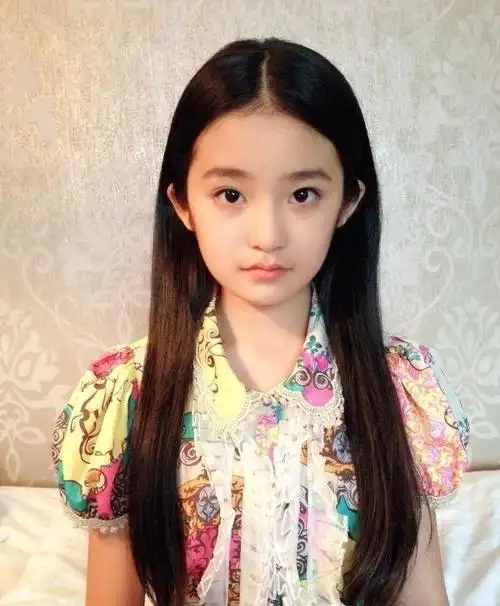 纪姿含|关晓彤|童星|小四月_网易订阅