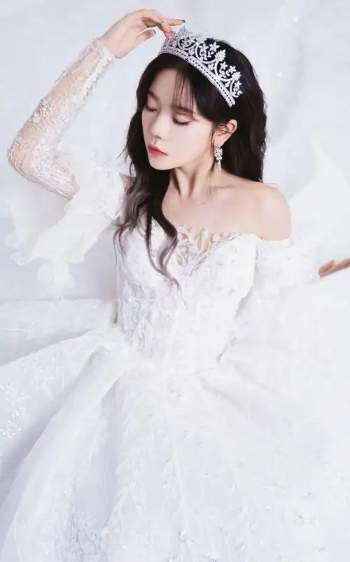 火箭少女101高清俏丽美照妩媚动人